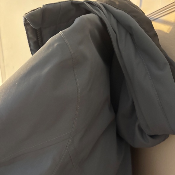 Winter coat - Picture 4 of 4